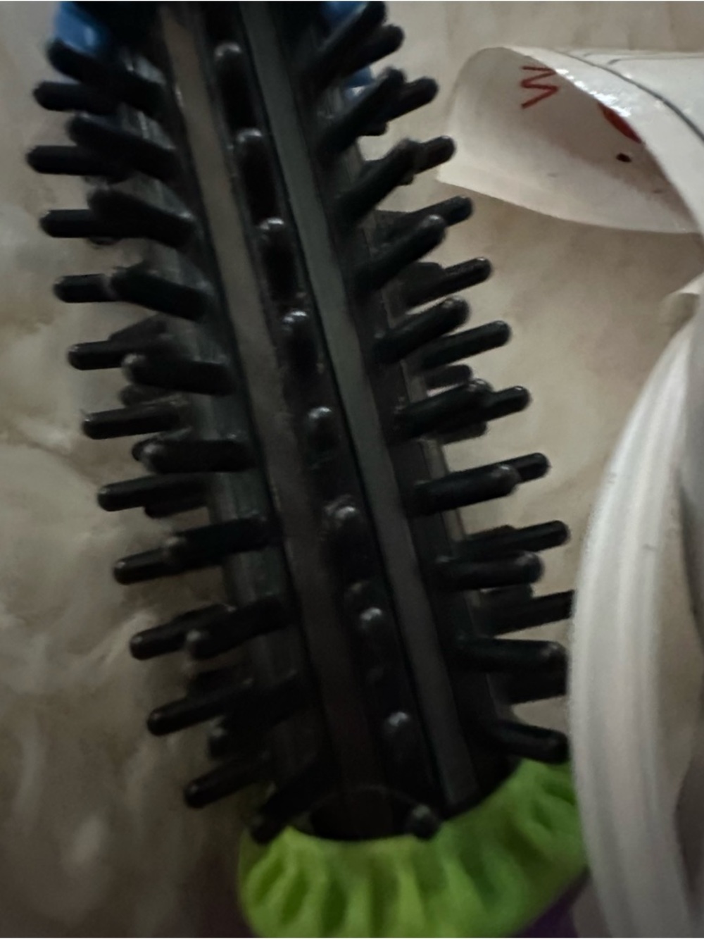 ๐ฆ Calista Go Go Mini Styling Brush - Women Hair Styling - Picture 5 of 10